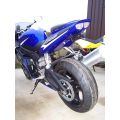 Support de plaque R&G pour Yamaha R6 03-05/R1 02-03 0