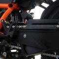 Protection de bras oscillant adhésive R&G pour KTM 1290 SuperDuke 20-24 0