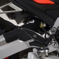 Protection de bras oscillant adhésive R&G pour Aprilia RS660 20-24 / Tuono 660 22-24