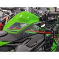 Grip de réservoir R&G Eazi-Grip Evo pour Kawasaki ZX-4R 23-26 1