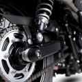 Protection de bras oscillant R&G pour Triumph Scrambler 900 23/Speed Twin 900 25-26/Speed Twin 1200 24-26 0