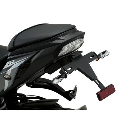 Support de plaque Puig pour Suzuki GSX-S 750 17-21/GSX-S 950 22-23/GSX-S 1000 15-26